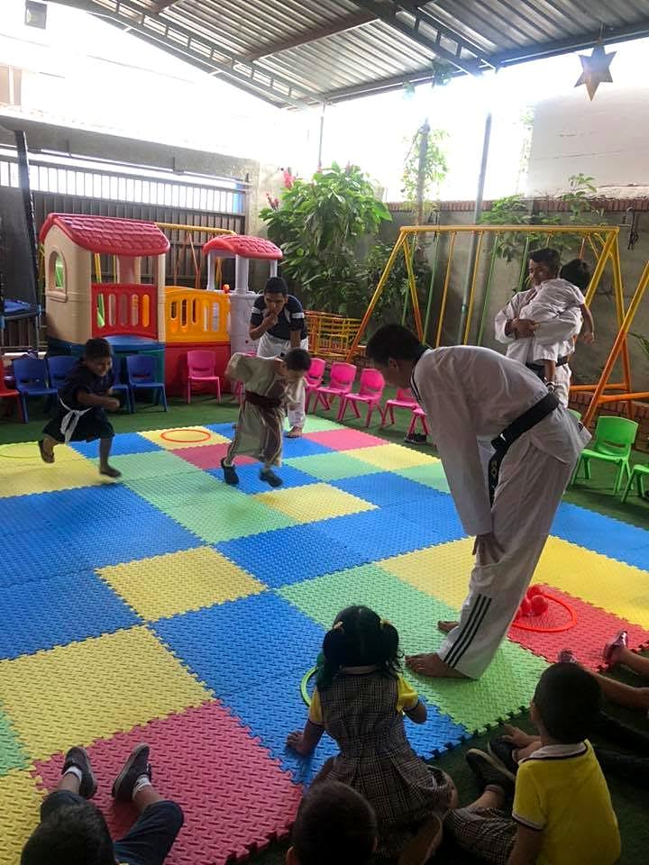 Clase de taekwondo en Príncipes y Princesas